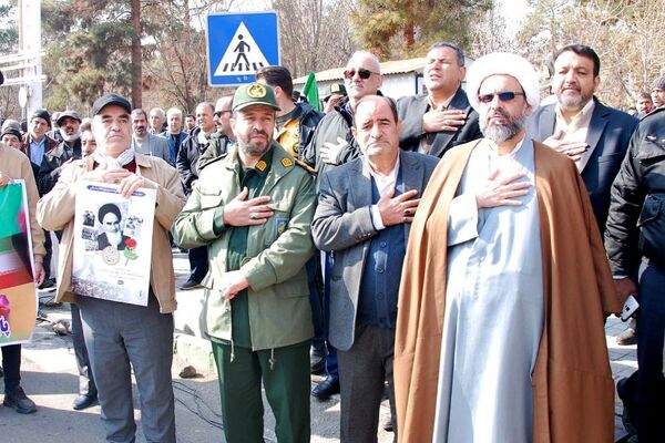 راهپیمایی ۲۲ بهمن در قیامدشت
