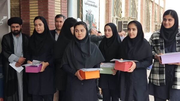 زنگ کتاب و کتابخوانی در گالیکش نواخته شد