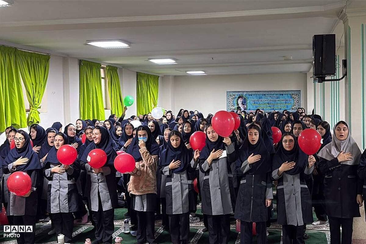 هر دانش‌آموز، یک مهارت؛ گامی در مسیر توانمندسازی دانش‌آموزان دبیرستان نشاط