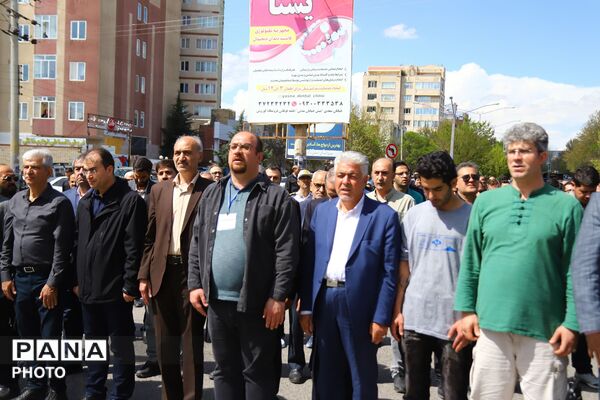 مراسم تشییع پیکر معلم و شاعر نامدار «باریشماز»
