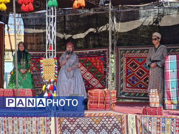  نواخته شدن زنگ مهر و برگزاری جشن بازگشایی مدارس عشایری استان فارس