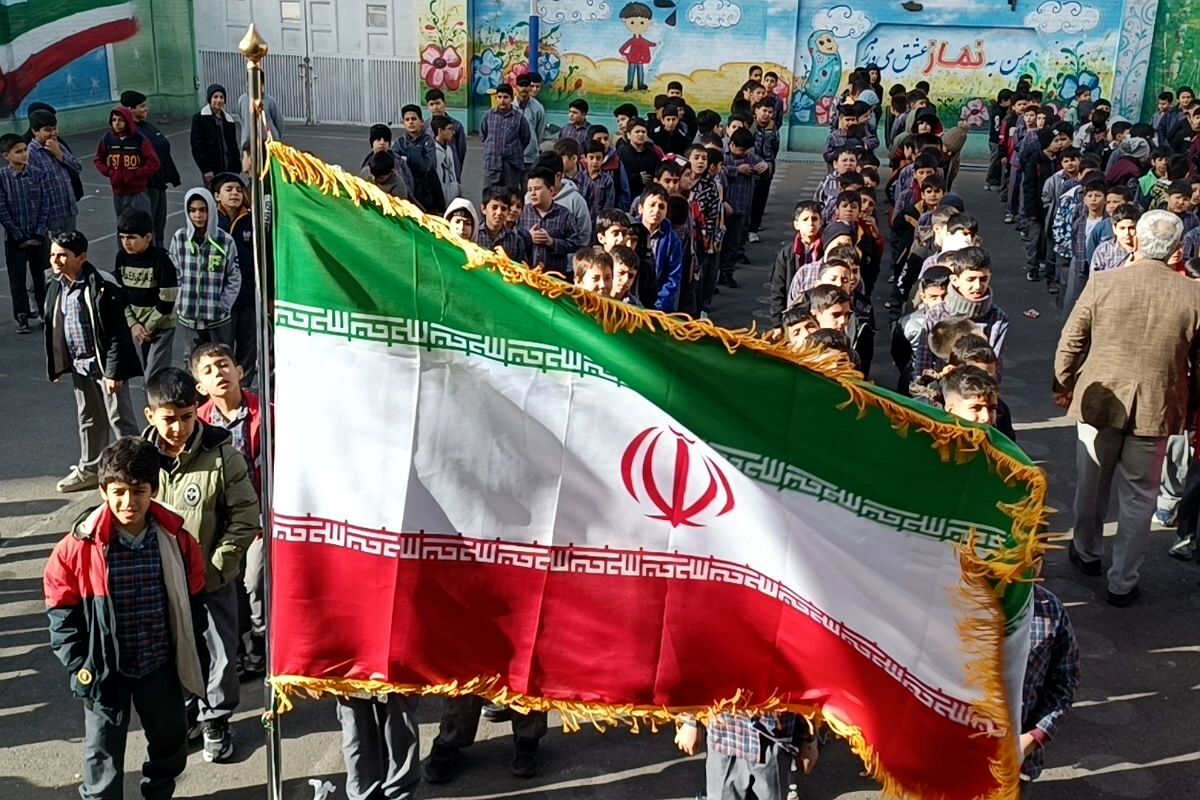 از زنگ انقلاب تا شور رقابت؛ جام فجر در دبستان علامه طباطبایی پیشوا