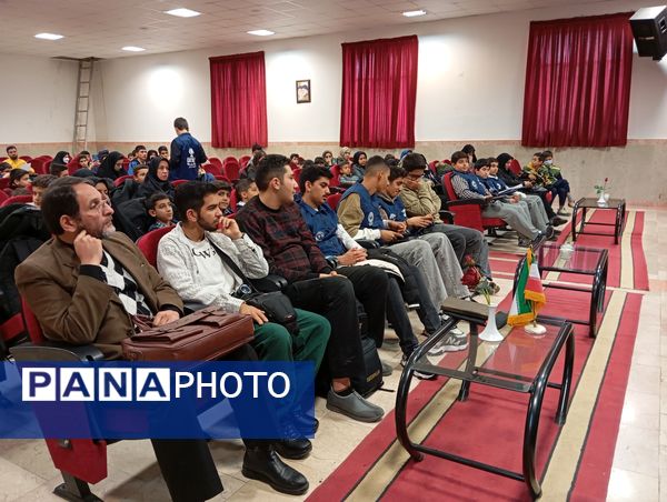 برگزاری جلسه آموزشی دانش‌آموز خبرنگاران پانا در منطقه پردیس