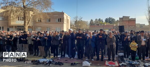 نماز عید سعید فطر در باغ ملی شهرستان سملقان