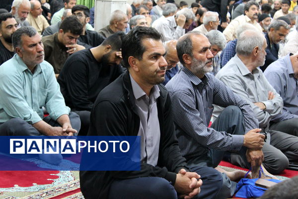 برگزاری مراسم گرامیداشت سالگرد ارتحال امام خمینی (ره) در شهر درق