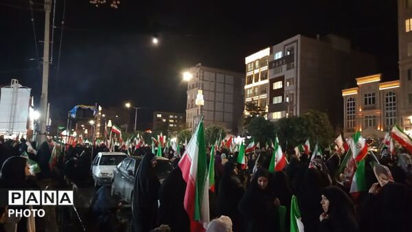 باران، صحنه را تماشایی تر کرد 