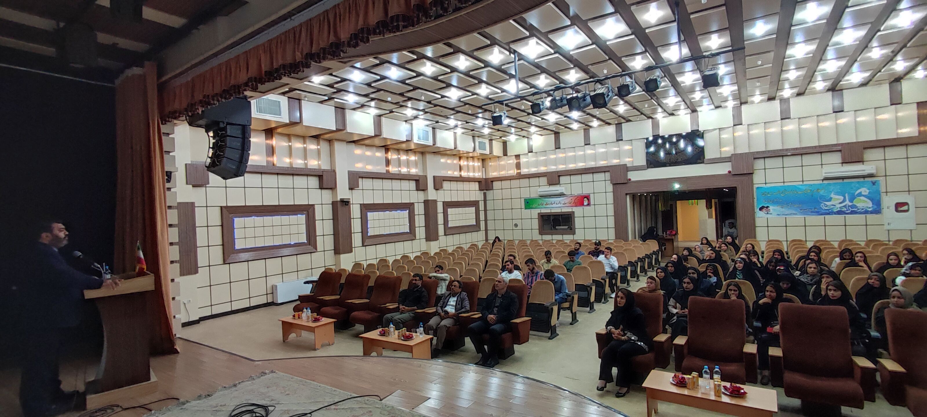 برگزاری نشست دادستانی شیروان با دانشجویان در دانشگاه آزاد اسلامی شهرستان شیروان