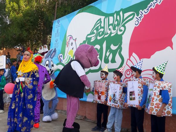 جشن دهه فجر و اعیاد شعبانیه در روستاهای لور و بنهکان