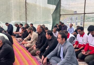 خدمت‌رسانی‌مواکب‌ شهرستان هلیلان در روز اربعین‌حسینی