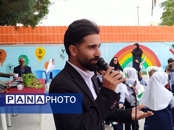 زنگ مهر در دبستان دخترانه سما با حضور مسئولان آموزش و پرورش و دانشگاه آزاد اسلامی کاشمر 