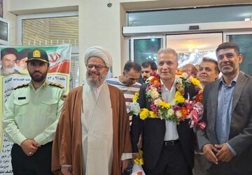 استقبال گرم از قهرمان وزنه‌برداری پیشکسوتان آسیا مسعود سلطان‌‌تویه در دامغان