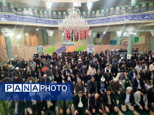 همدلی و وحدت در نماز جمعه باخرز به نمایش درآمد