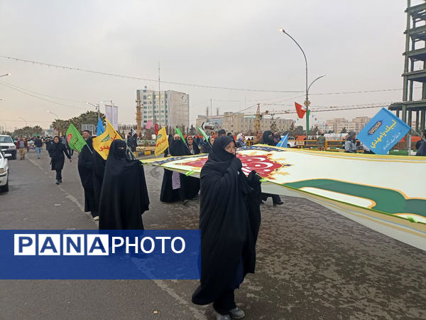 شادپیمایی مردم قم در جشن نیمه شعبان