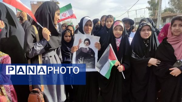 جلوه‌ای از وحدت؛ خروش مردم رودبار جنوب در راهپیمایی ۲۲ بهمن ۱۴۰۴