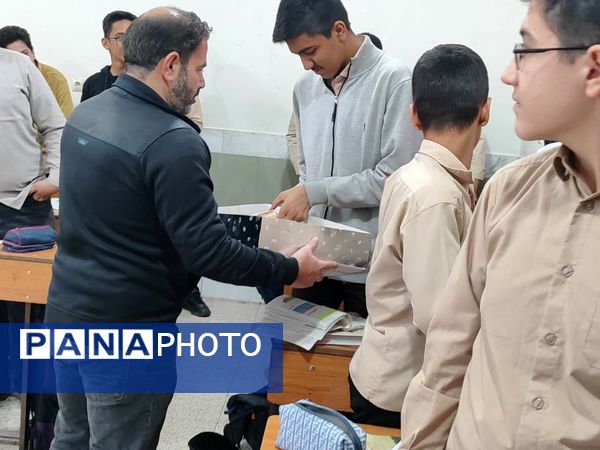 مراسم میلاد حضرت ابوالفضل(ع) در دبیرستان میثاق