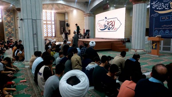 از خلوت اعتکاف تا هویت ایرانی اسلامی در «ایرانمون»