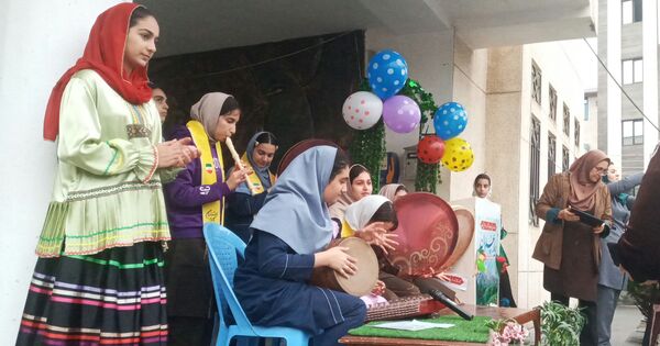 جشن روز مازندران در مدرسه شهید بهداشت قائمشهر
