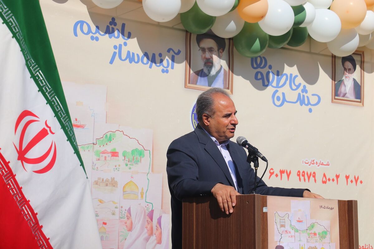 جشن «عاطفه‌ها»؛ تمرینی برای مسئولیت‌پذیری اجتماعی دانش‌آموزان