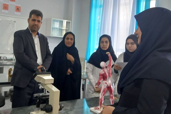 برگزاری مرحله استانی مسابقات علوم آزمایشگاهی ویژه دانش‌آموزان شهرستان‌های تهران
