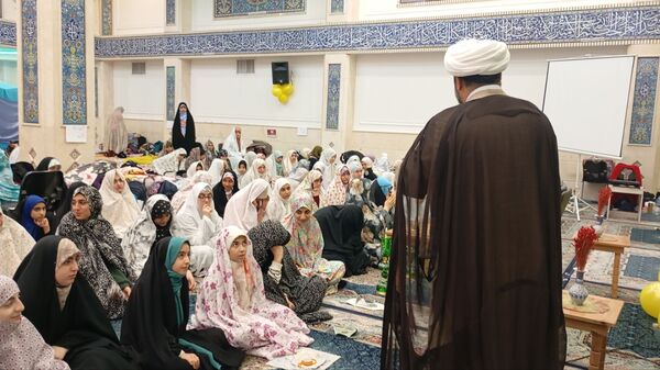 اولین روز اعتکاف دانش‌آموزی ناحیه 2 کرج و شهرستان فردیس