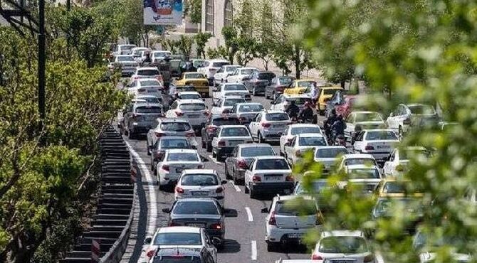 ترافیک سنگین صبحگاهی در اکثر معابر و بزرگراه‌های تهران