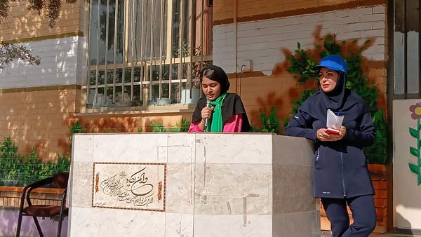 رقابت و هیجان در المپیاد ورزشی دبیرستان دخترانه عطیه۲