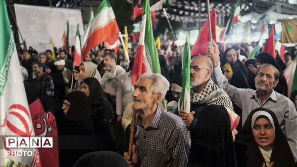 درخشش حماسه، هر شب در فردیس تابناک‌تر از شب قبل