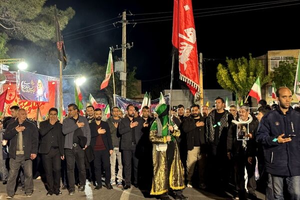 حضور پرشور و همیشه درصحنه‌ مسئولان، دانش‌آموزان و مردم  شهرستان جاجرم در مراسم اربعین رهبر شهید