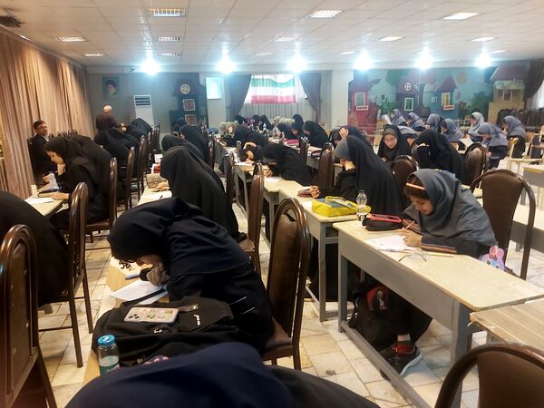 مسابقه بزرگ لیگ دانش آموزی جت مدارس منطقه ۵ تهران