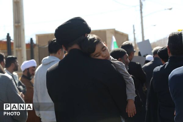 قیام مردم انقلابی شهر کهک قم به خونخواهی رهبر شهید 