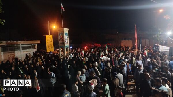 حضور خادمان امام رضا(ع) و پرچم متبرک آستان قدس در اجتماعات شبانه شهر صفی آباد
