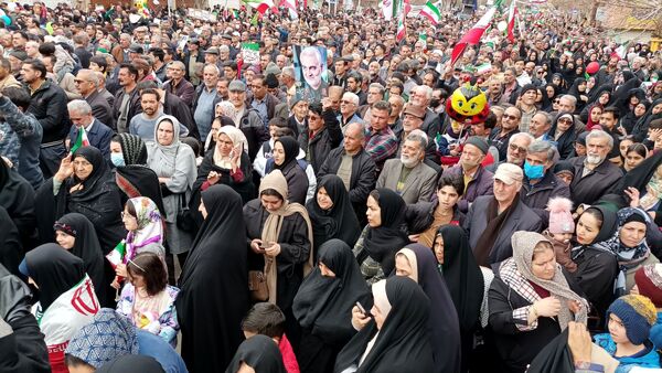 راهپیمایی 22 بهمن با حضور گسترده ای از مردم در شهرستان نیشابور