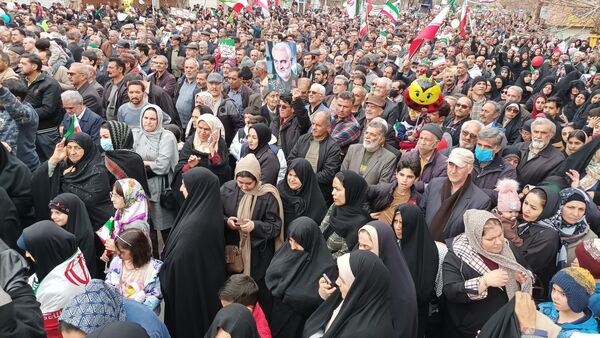 راهپیمایی 22 بهمن با حضور گسترده ای از مردم در شهرستان نیشابور