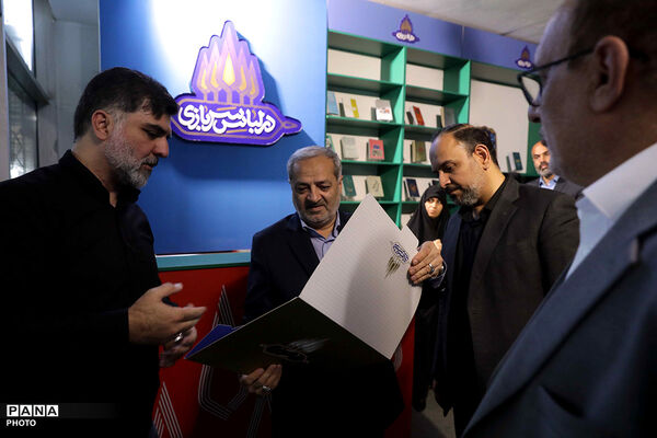 در لباس سربازی