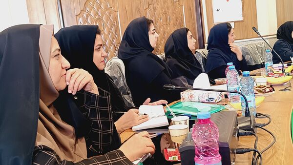 نجات از سایه آسیب‌ها
