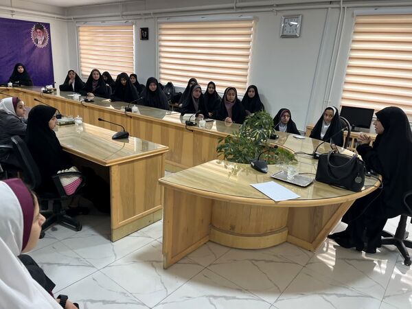 آموزش اصول خبرنگاری پانا در کارگاه 2 روزه در شهرستان خنداب