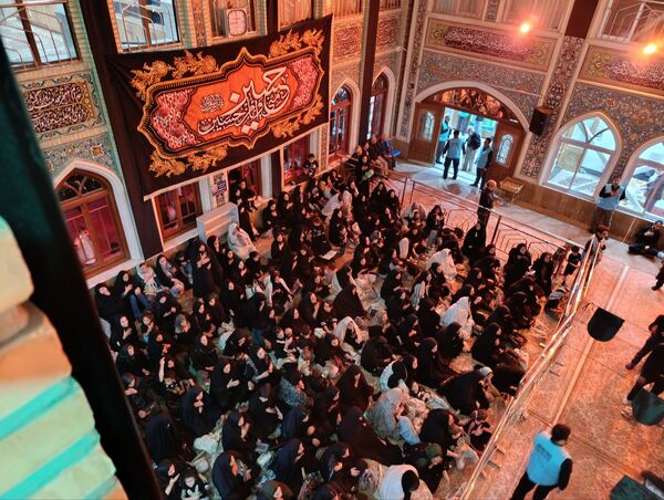 مراسم عزاداری امام حسین (ع) در شب تاسوعای حسینی 