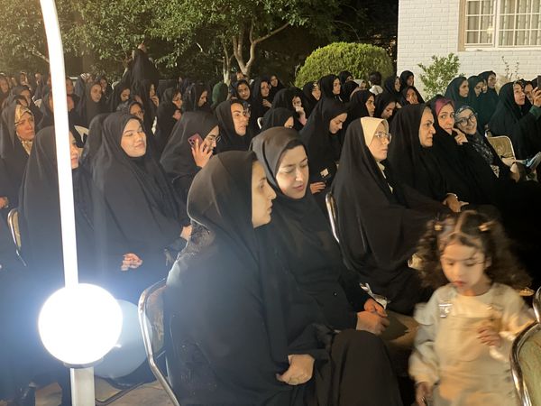 هفته‌ای برای ستایش دانایی؛ جشن معلمان در تالار ملک برگزار شد