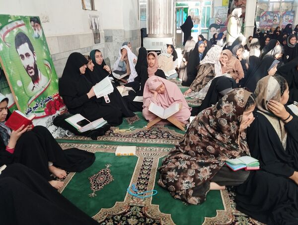 قرائت دعای ام داوود در اعتکاف شهرستان خلیل آباد 
