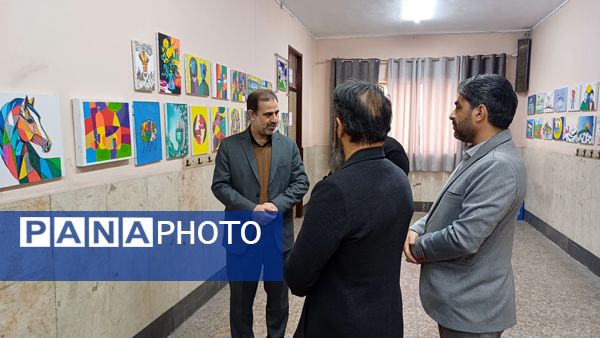 افتتاحیه نمایشگاه فرهنگی هنری هفته ماها