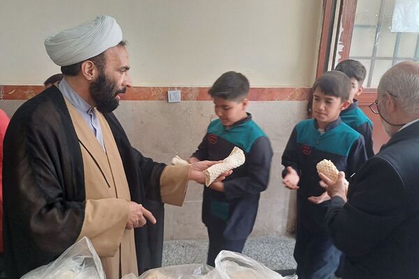 برگزاری مراسم دهه کرامت در بهارستان ۲