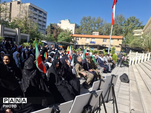 طنین یاد فاتحان خرمشهر در میان فرهنگیان
