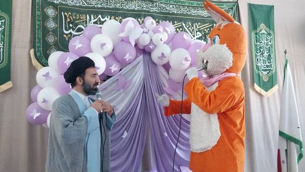 جشن تکلیف دانش‌آموزان دبستان شهید کاظم بهمنش ناحیه 4 کرج 