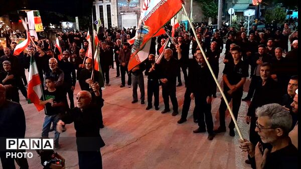 شبی دیگر از مراسم عزاداری شب‌های دهه اول محرم در شهرستان درگزین با حضور هیات عزاداران