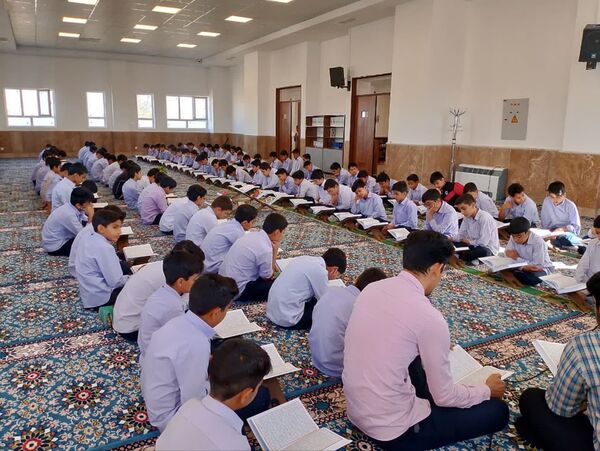 محفل انس با قرآن آموزشگاه شهید سیدمحمدکاظم حسینی‌پور