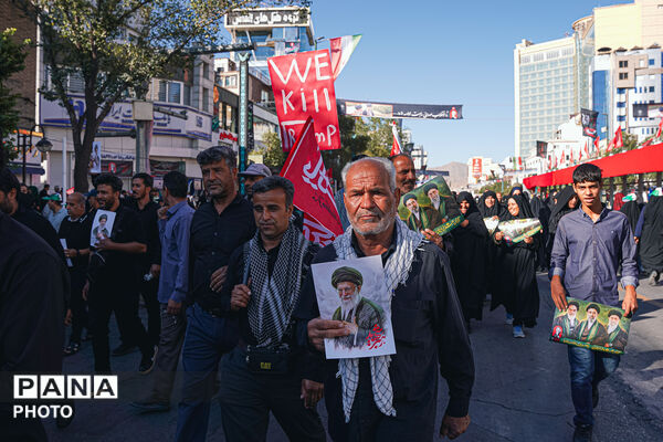 تشییع پیکر رهبر شهید انقلاب در مشهد مقدس-۳