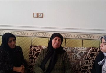 گفتگو با مردم روستای میدان خلف در خصوص خدمت رسانی به آن ها 
