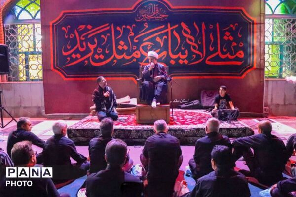 عزاداری شب هفتم محرم در امامزاه عمادالدین رباط‌کریم