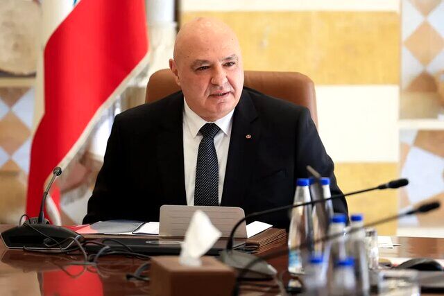 عون: اسرائیل از لبنان عقب‌نشینی کند