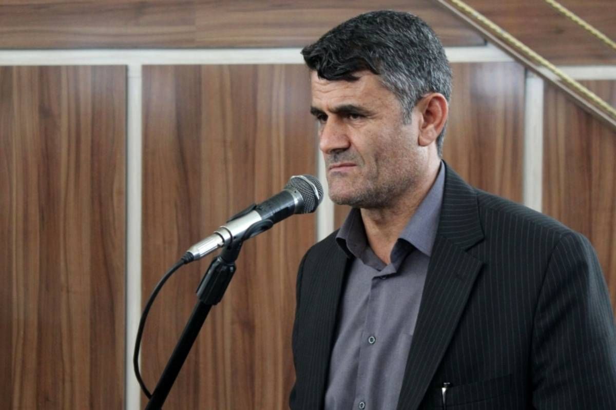 تربیت نسل آینده و شادابی دانش‌آموزان ضروری است